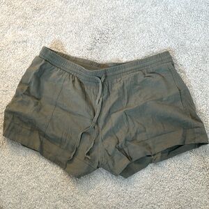 Dark green summer linen shorts